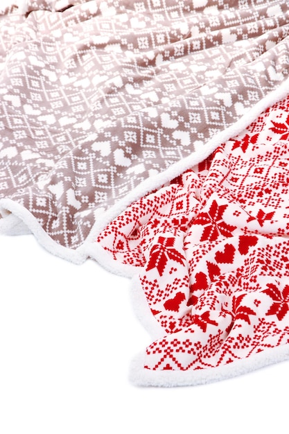 haft ludowy na lnianej tkaninie